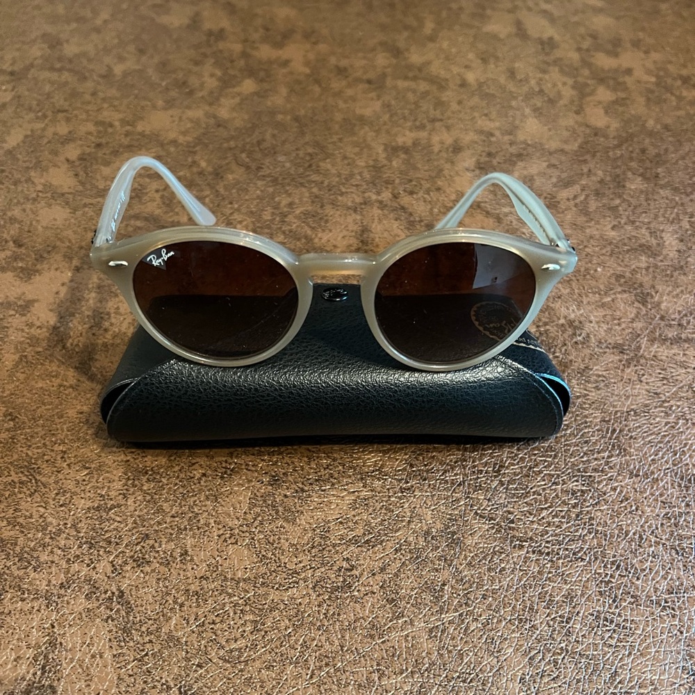 Ray Ban Sunglasses - 49mm